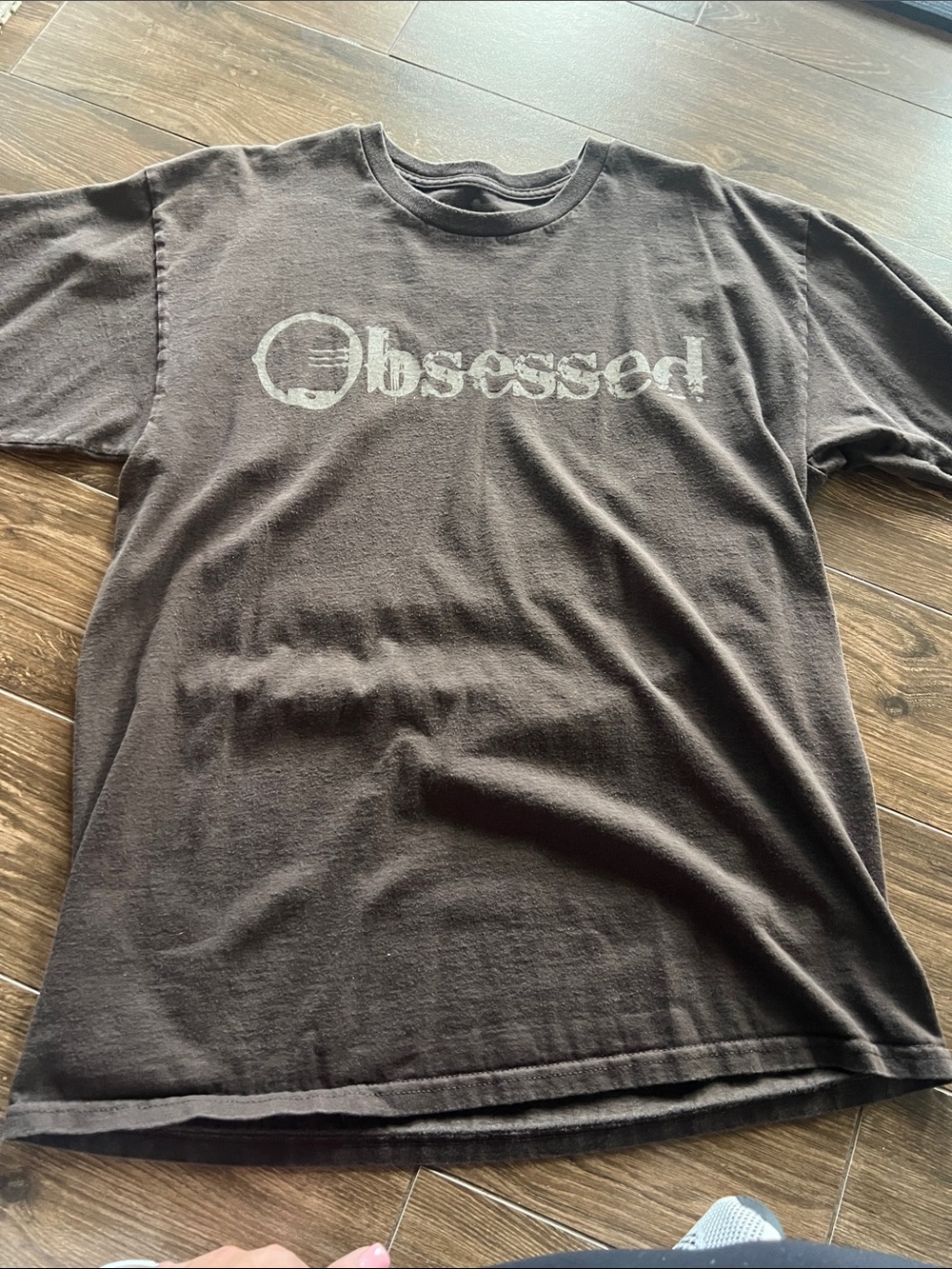 Men's Brown 'Obsessed' Graphic Tee - Casual Crewneck